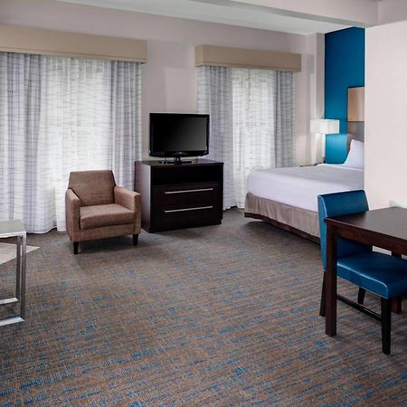 Residence Inn By Marriott Cleveland Downtown Bagian luar foto