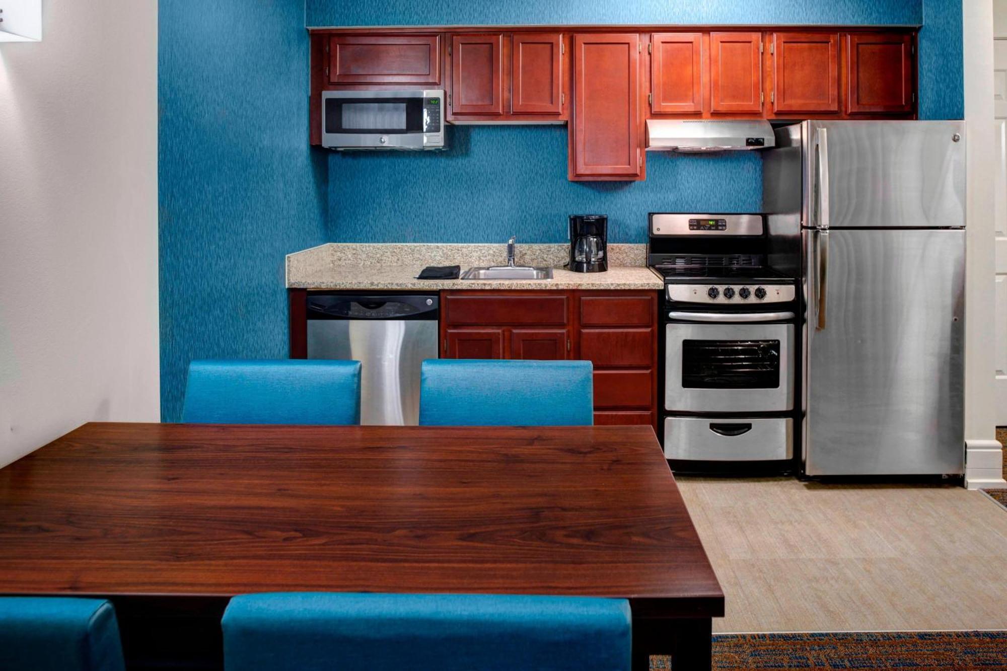 Residence Inn By Marriott Cleveland Downtown Bagian luar foto