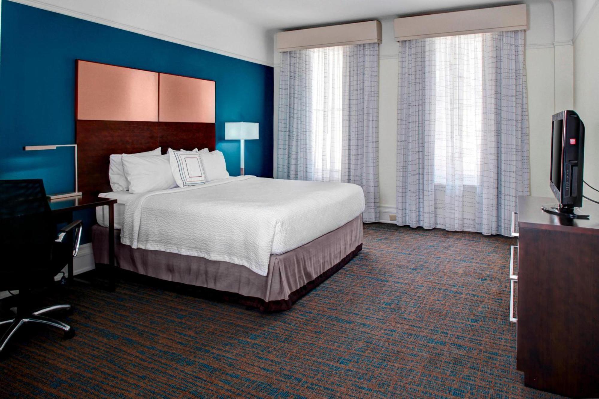 Residence Inn By Marriott Cleveland Downtown Bagian luar foto